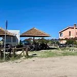Semesterbostad Casa Rosa Putzu Idu