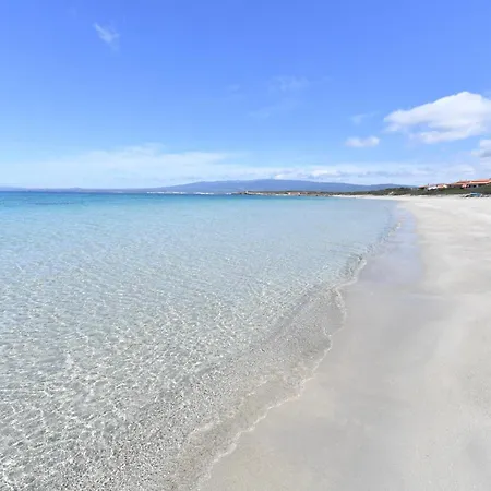 Semesterbostad Casa Rosa Putzu Idu